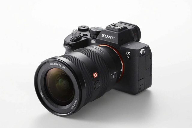 a7v Sony Hands-On: Image Quality and Usability Review