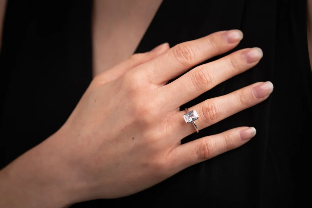 1 Carat Diamond Price Guide: What You Need to Know